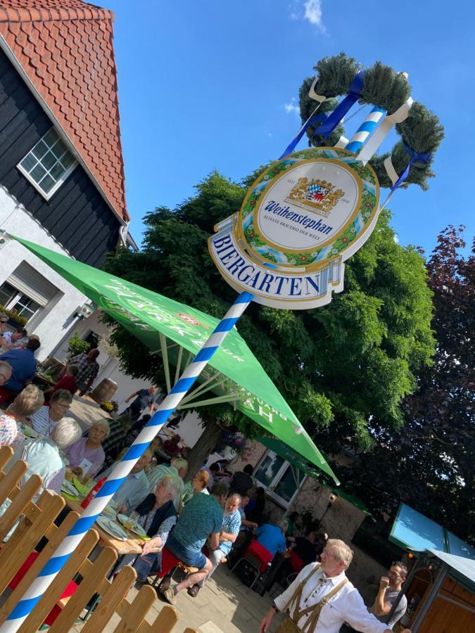 Gasthaus Zur Post Uetze ภายนอก รูปภาพ