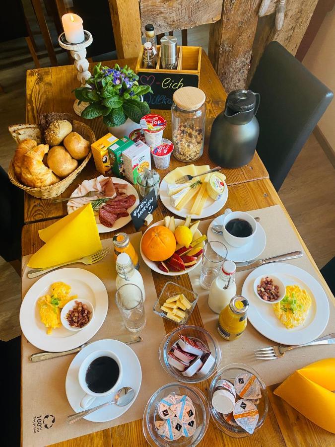Gasthaus Zur Post Uetze ภายนอก รูปภาพ